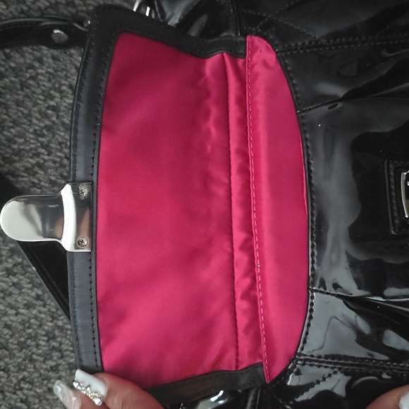 Coach Poppy Liquid Gloss GroovyBlack Small Tote - Picture 10 of 15